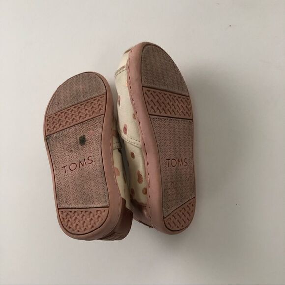 Toms off white with shimmering pink polka dots Velcro strap leather patch size 8 - Picture 7 of 8